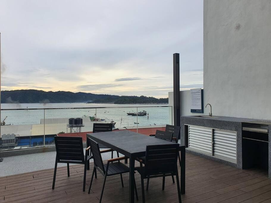 Kota Kinabalu City The Shore - Lucky 7 Homestay מראה חיצוני תמונה