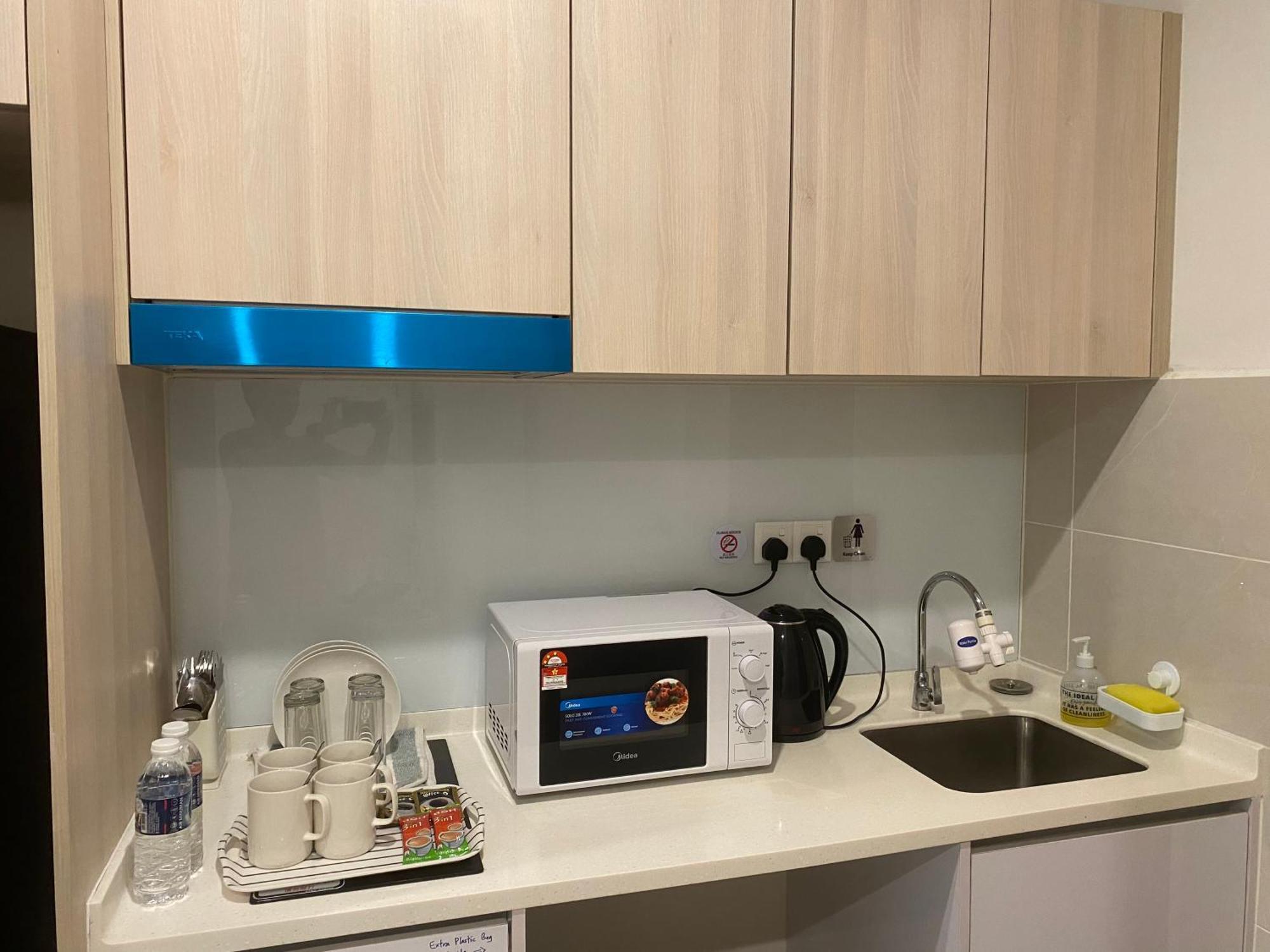 Kota Kinabalu City The Shore - Lucky 7 Homestay מראה חיצוני תמונה