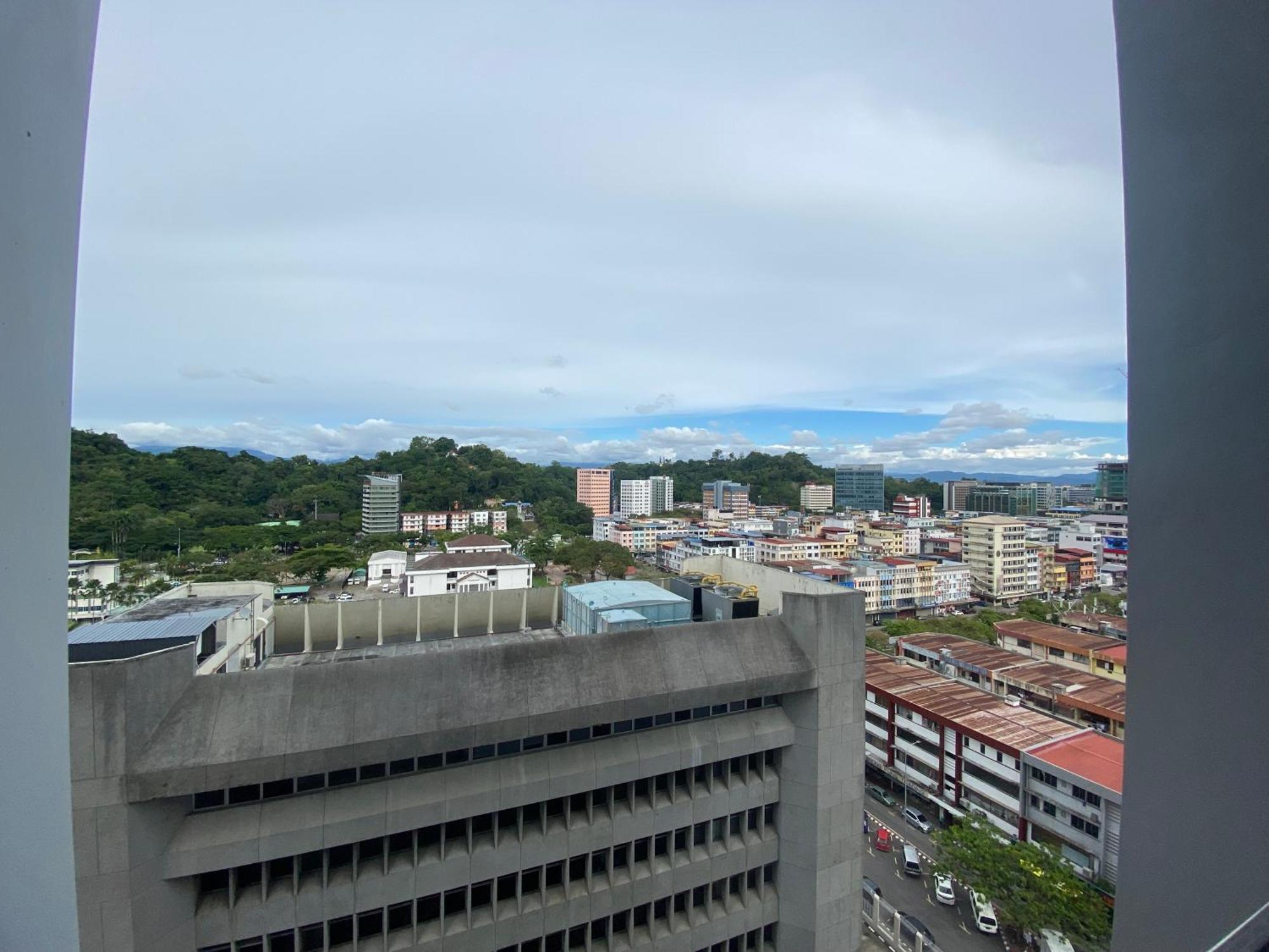 Kota Kinabalu City The Shore - Lucky 7 Homestay מראה חיצוני תמונה
